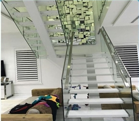 室内不锈钢玻璃直楼梯YD-GBZ101(2)