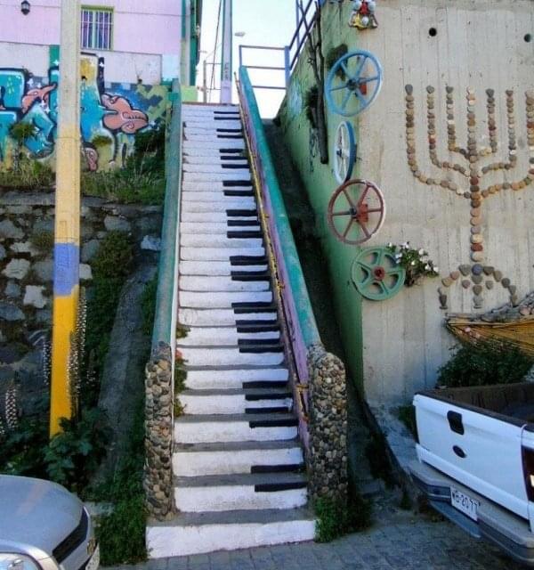 楼梯街头艺术