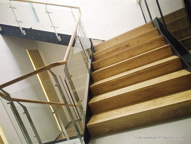 御迪钢木楼梯工程案例